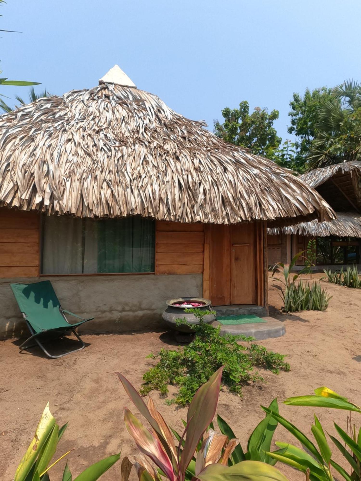 Monsoon Eco Resort - Whisky Point Arugambay Pottuvil Oda fotoğraf